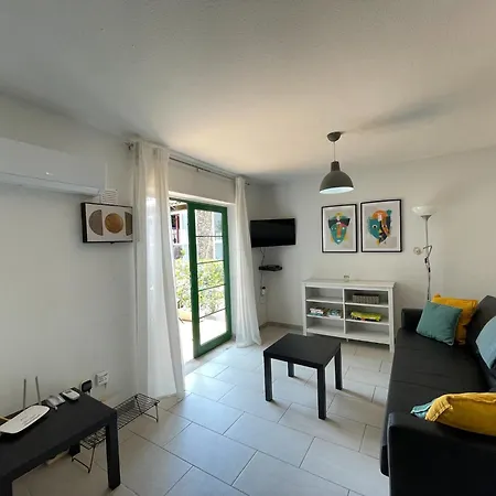 The Gym - Aircon Apartment *